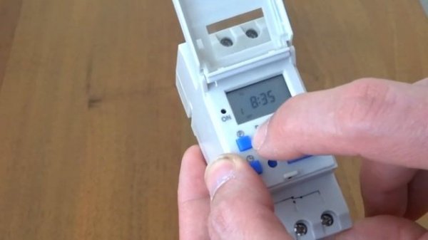 Программируемый недельный таймер из Китая. Настройка.