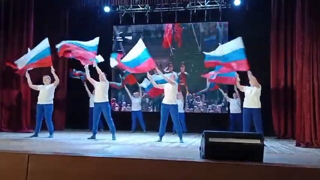 Танец с флагами. Творческий дебют 2023, педагоги смотреть онлайн