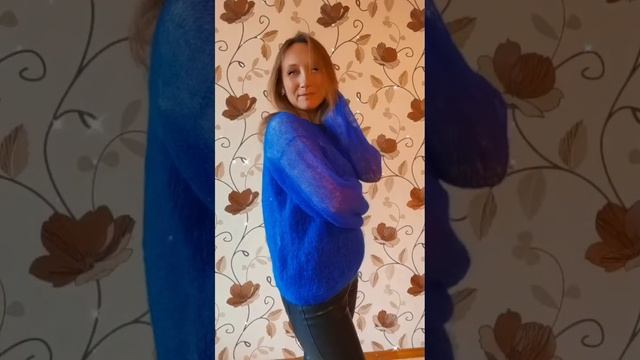 Васильковый свитер паутинка из кид мохера смотреть онлайн