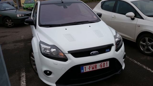 Ford Focus RS500 - Startup and acceleration смотреть онлайн