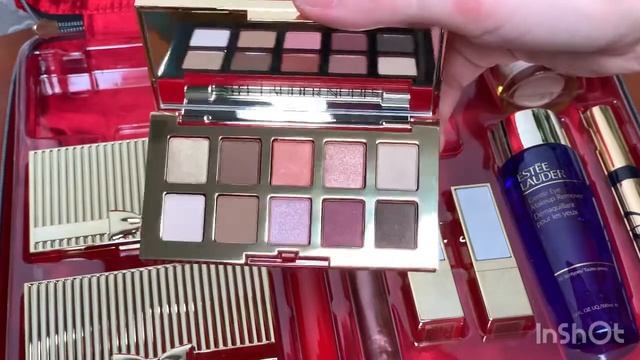 ESTEE LAUDER! Распаковка рождественского бокса смотреть онлайн