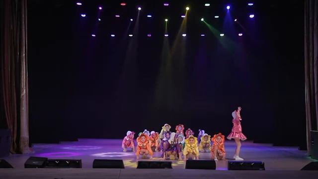 Образцовый ансамбль танца "Самоцветы, г. Омск - "Капитошка" отчетник 2021 г, дети 4-6 лет. смотреть онлайн