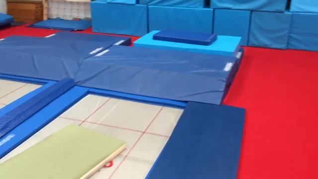 Quayside Trampoline and Gymnastics Club. A tour of our fantastic facility in Bridgwater смотреть онлайн