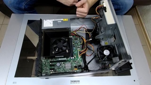 Обзор Lenovo ThinkCentre M71e с Xeon E3-1265L смотреть онлайн