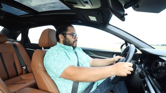 2022 Kia K5 GT Review: Mini Stinger смотреть онлайн
