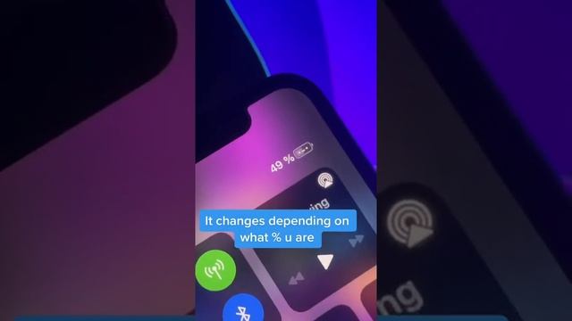 КАК ПОМЕНЯТЬ ИКОНКУ БАТАРЕИ НА АЙФОН | СМАЙЛИК НА БАТАРЕЕ | #SHORTS смотреть онлайн