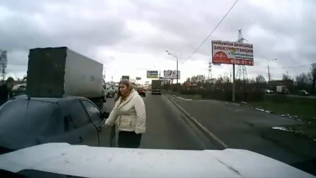 Типичный выходной в России - Typical output in Russia смотреть онлайн