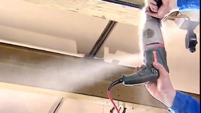 Дрели, перфораторы и отбойные молотки Metabo смотреть онлайн