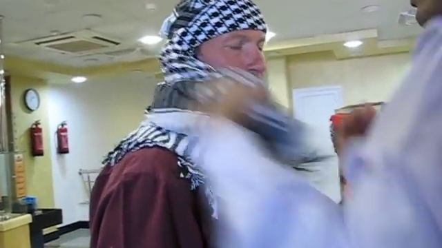 Три основных способа завязать арафатку смотреть онлайн