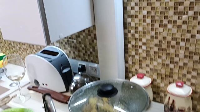 Колбаски в кляре смотреть онлайн