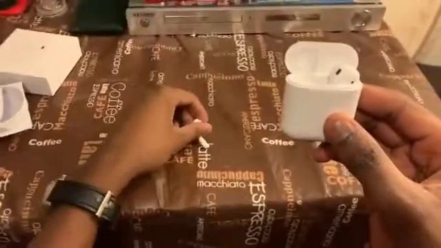 Reviewing EveryThingApplePro's AirPods Clone смотреть онлайн