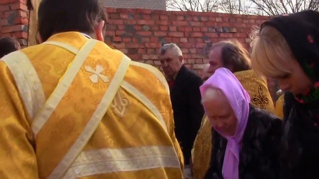Архипастырский визит в храм Св. Апостола и Евангелиста Иоанна Богослова пос. Сухачёвка, 14.11.15г. смотреть онлайн