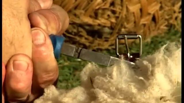 El zagón. Prenda pastoril con lana de oveja para proteger del frío | Oficios Perdidos | Documental смотреть онлайн