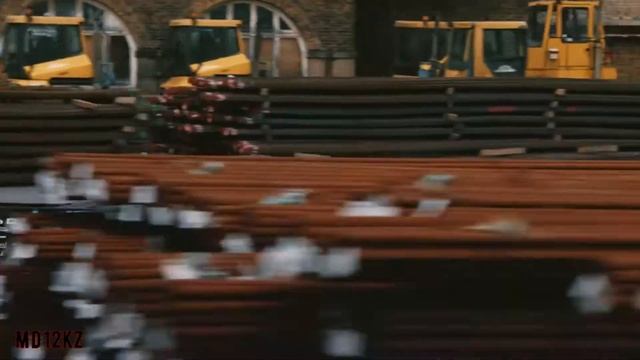 Night Lovell -Trees Of The Valley смотреть онлайн