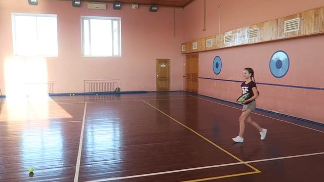 ВЛОГ: ТРЕНИРОВКА ТЕННИС смотреть онлайн