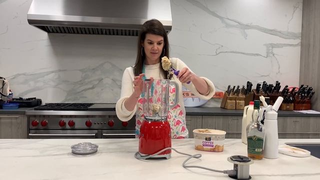 Boozy Milkshakes with Smeg смотреть онлайн