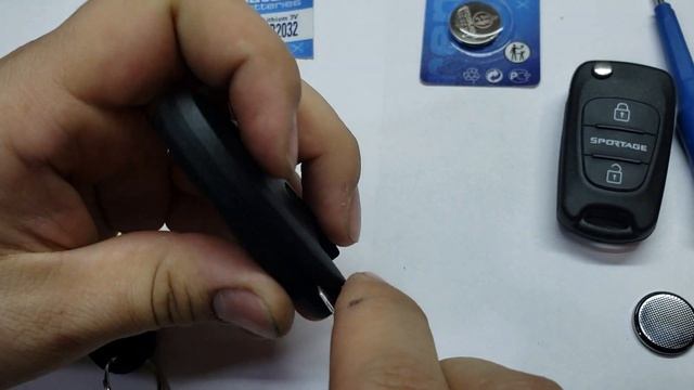 Замена батарейки в ключе / Замена батарейки в брелке смотреть онлайн