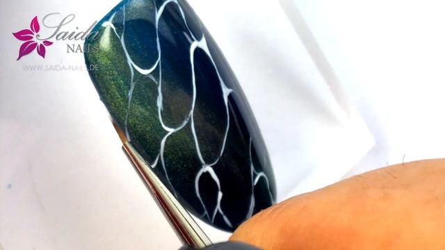 Cat Eye Nailart - Green Blue Glitter-Nails (Saida Nails | Nailart leicht gemalt) смотреть онлайн