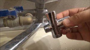 Ремонт смесителя, протекает переключатель душа.