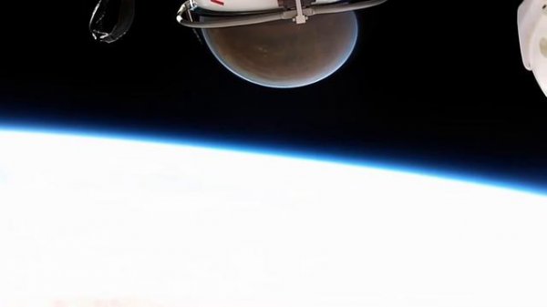 Свободное падение со стратосферы (GoPro). Felix Baumgartner, Red Bull Stratos