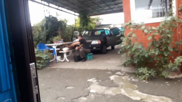 Готовим ароматное сало, варим овощи для салата. смотреть онлайн