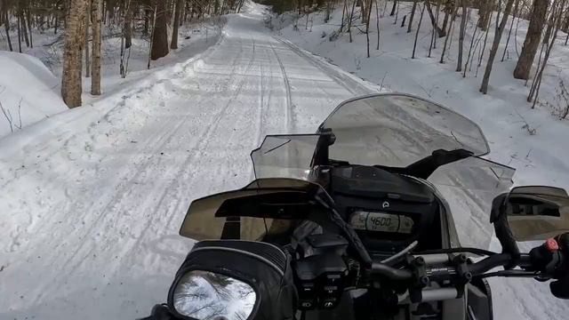 2023, BRP, Ski-Doo, Renegade 850 XRS Trail Snowmobile, Harcourt to Whitney ON Canada. смотреть онлайн