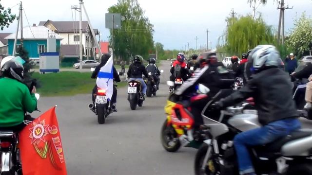 Ретро техника на улицах села Пески - 08.05.21 г. смотреть онлайн