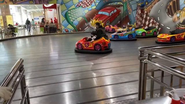 ТЦ Сан Сити Новосибирск! Фанки Таун детский развлекательный центр! смотреть онлайн