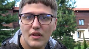 андрея ноилса пытаются перевоспитать на протяжении 4 минут 13 секунд