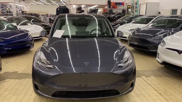 Электромобиль Tesla Model Y AT, 2022, 5 442 км смотреть онлайн