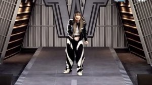 SWF2 Bada Lee 'Smoke' Dance Mirrored