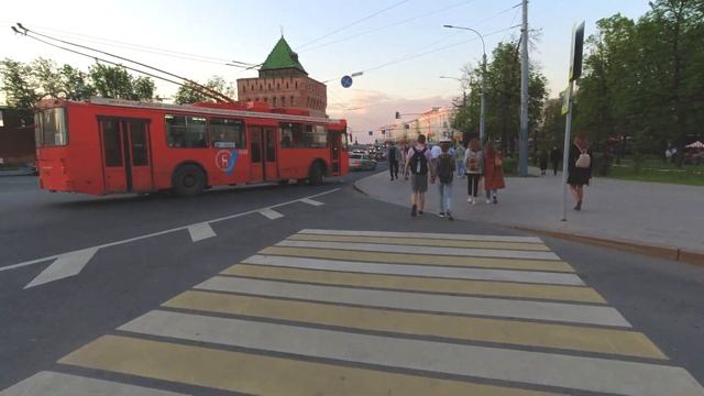 Нижний Новгород - город прогулок, закатов и стрит-арта. смотреть онлайн