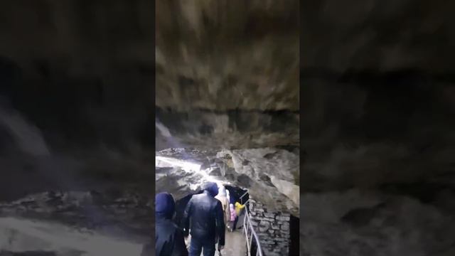 Туннель в кунгурской ледяной пещере смотреть онлайн