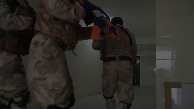 LTT Game Nerf War : Commander's Rescue Mission SEAL X Nerf Guns Fight Criminals Rocket Crazy смотреть онлайн