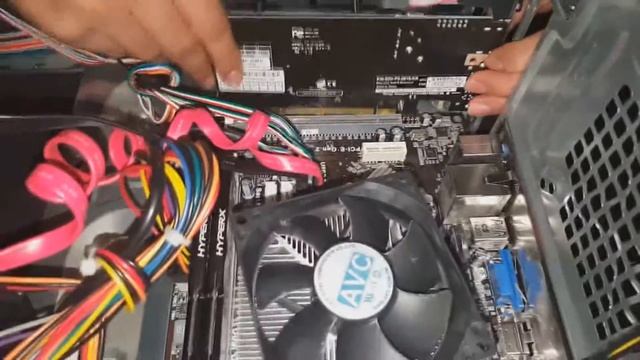 "UNBOXING EVGA GEFORCE GT 610" | EN ESPAÑOL + INSTALACION :) смотреть онлайн