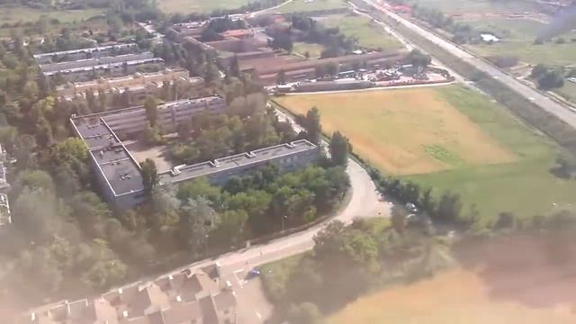 Atterraggio Aeroporto di Bologna смотреть онлайн