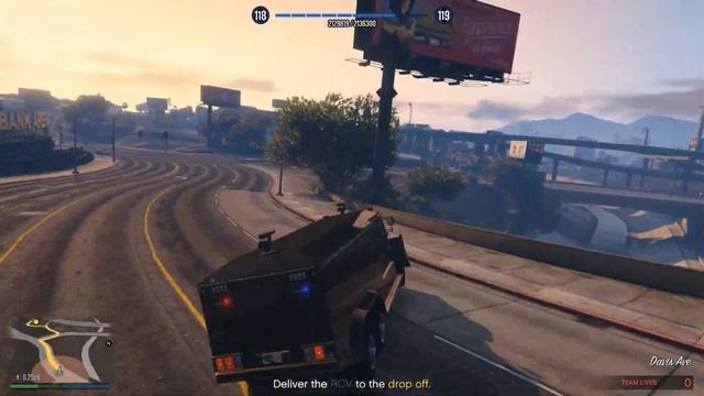 THIS CAR IS ALSO A SUBMARINE?!? (GTA V) смотреть онлайн