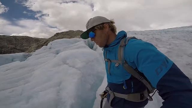 Folgefonna Kayak and glacier hike смотреть онлайн