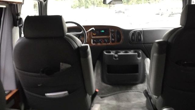 2003 Dodge Ram Van смотреть онлайн