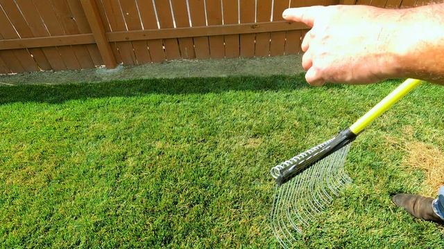 BEST RAKE - Groundkeeper II Rake - Lawn Dethatching, Leaves, Cleanups смотреть онлайн