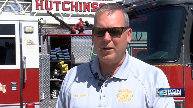Senator Jerry Moran visits Hutchinson to see aftermath of wildfires and to discuss wildfire prevent смотреть онлайн