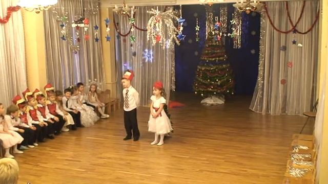2011 12 26 Новогодний праздник Группа №10 часть 1 смотреть онлайн