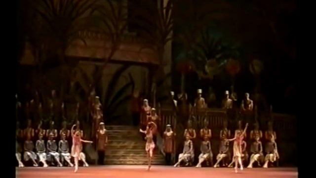 Danse Manu Bolshoi Ballet Bayadere - Rebetskaya смотреть онлайн