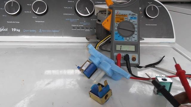 PORQUE MI LAVADORA NO LLENA EL AGUA.?? FALLA ELECTROVAULAS.. APLICA A TODAS LAS MARCAS смотреть онлайн