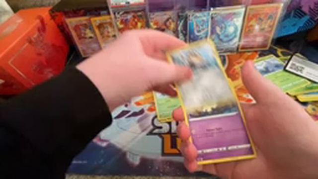 Eeveelutions Vmax Premium Collection Openings (Possible Alt Art Pulled) смотреть онлайн