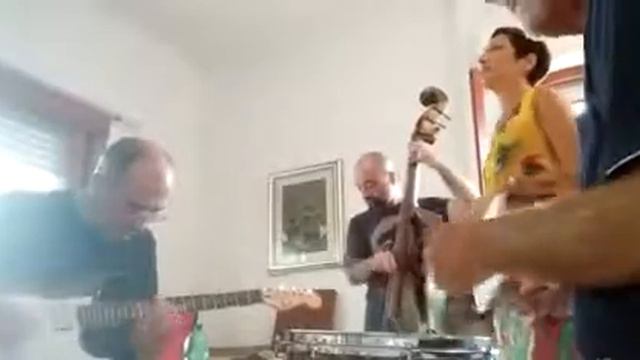 Sweet Georgia Brown смотреть онлайн