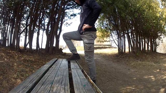 Пешком 7 км. Час на турнике смотреть онлайн