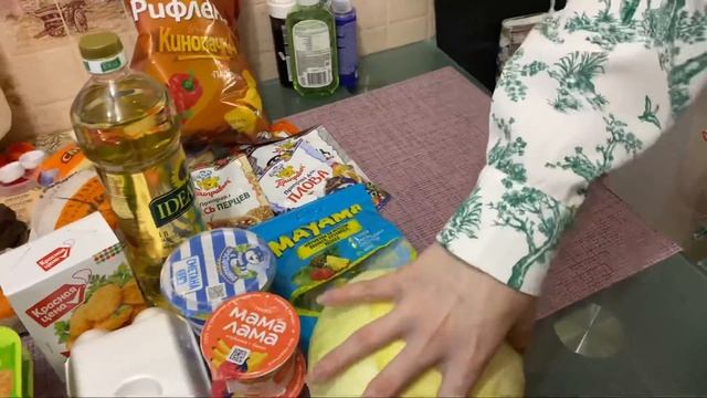 Приехали на рынок Кор Екб/Выбираем очки/Немного продуктов /Покупки Золотое яблоко/Магнит Косметик смотреть онлайн