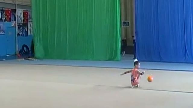 2004 стрижак мяч 3м.MP4 смотреть онлайн