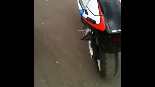 suzuki gsx-r 600 srad смотреть онлайн